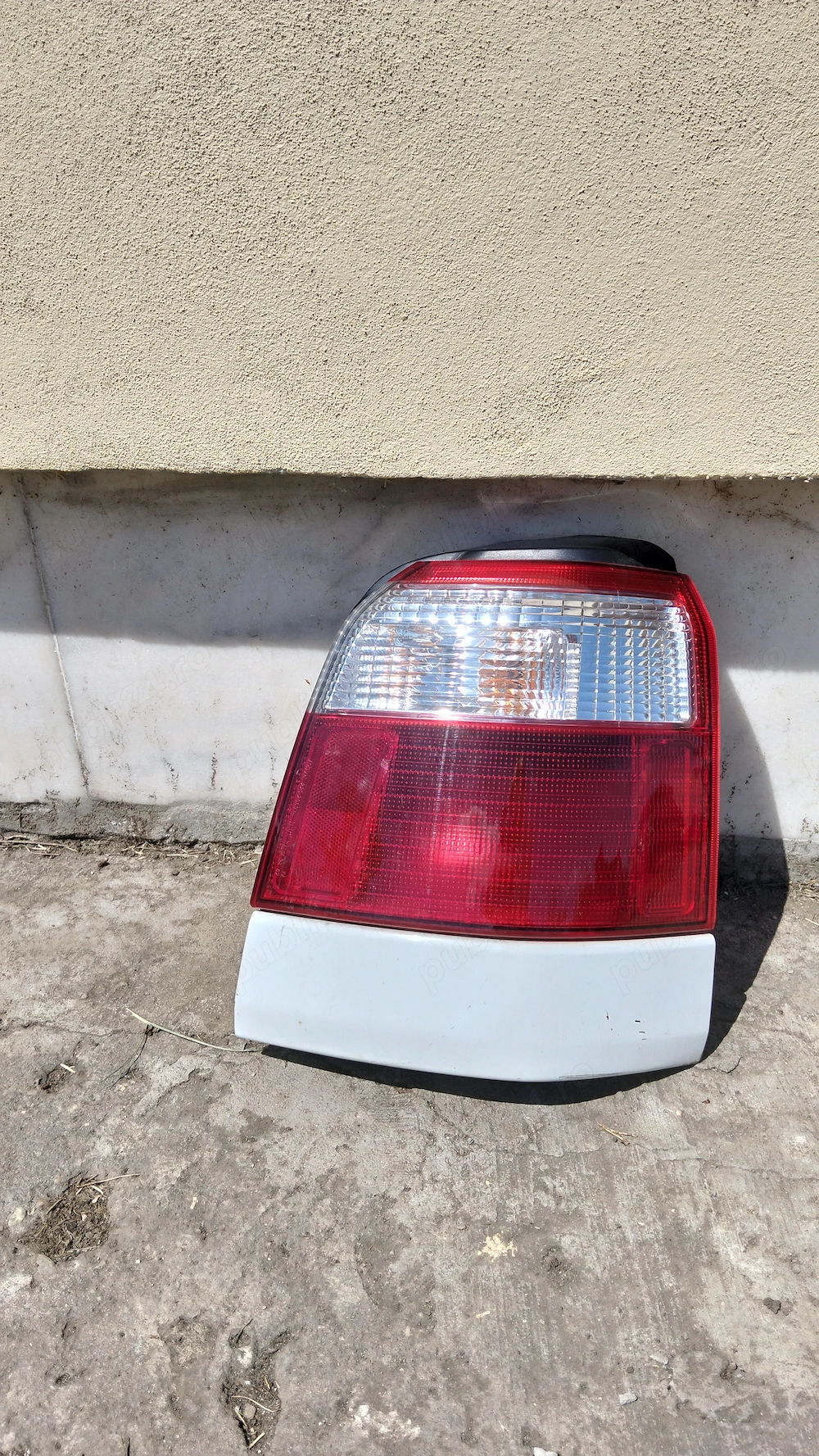 Lampa spate  Subaru Forester -An 2001