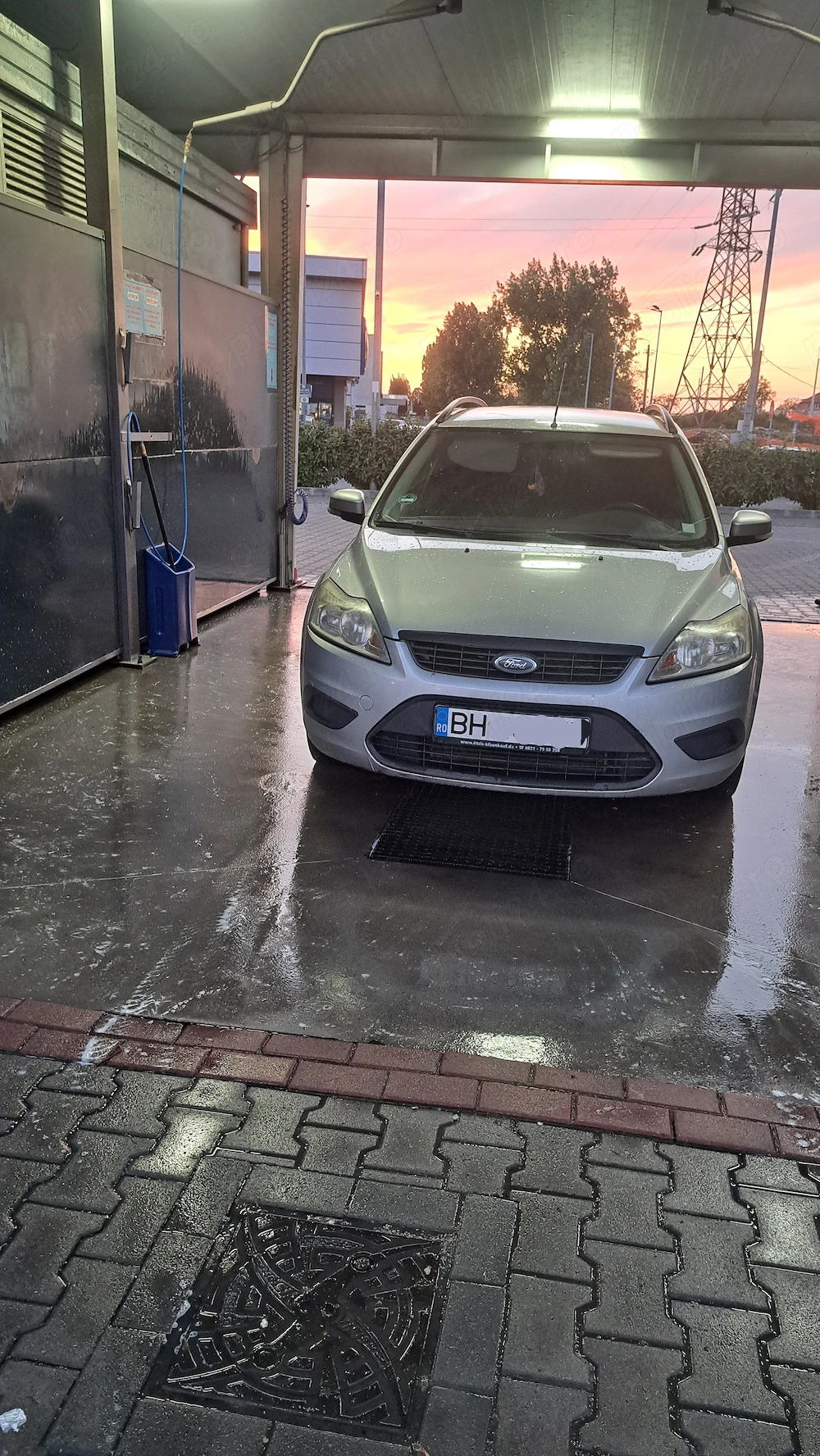 Vând Ford Focus 2 Facelift ,combi,1.6 ,diesel