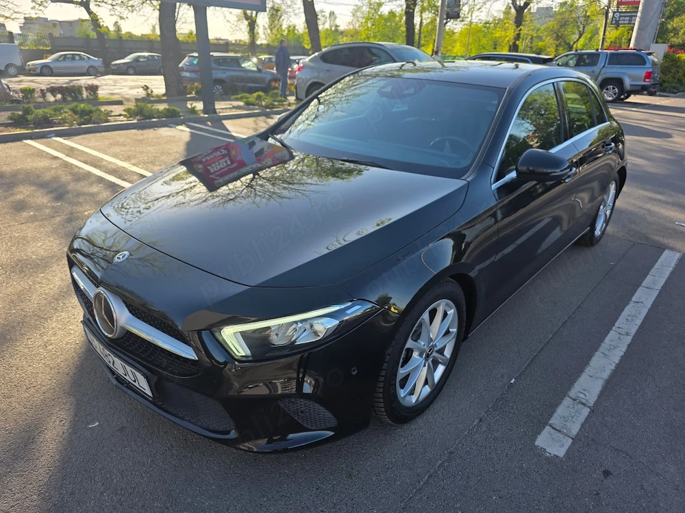 Mercedes A180d   WideSCREEN   Distronic   Piele   Full LED   Camera   Senzori 360   VARIANTE