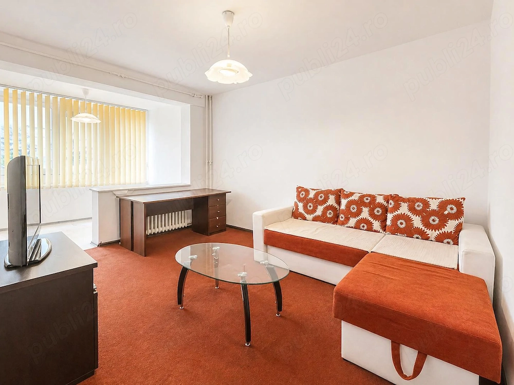 De închiriat apartament 3 camere Titulescu