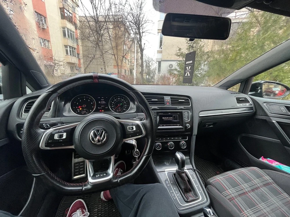 vand vw golf 7 GTI