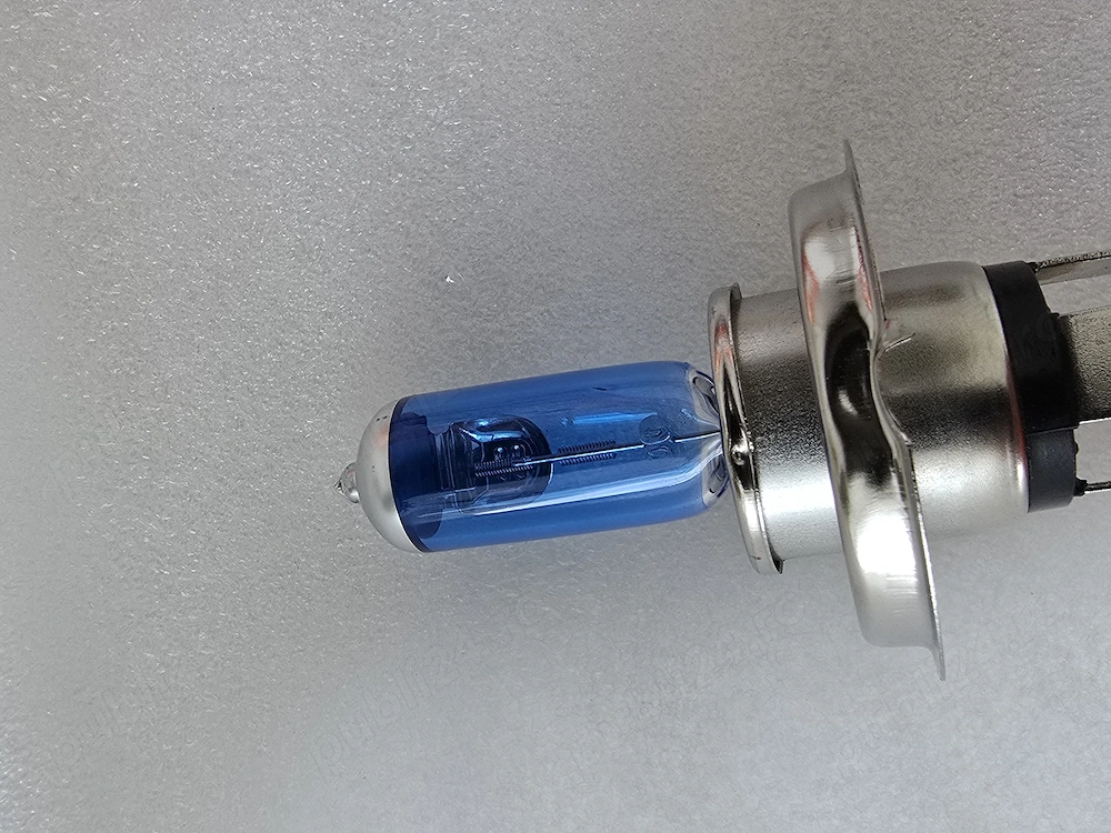 Set 2 Becuri H7 100W 6000K Efect Xenon