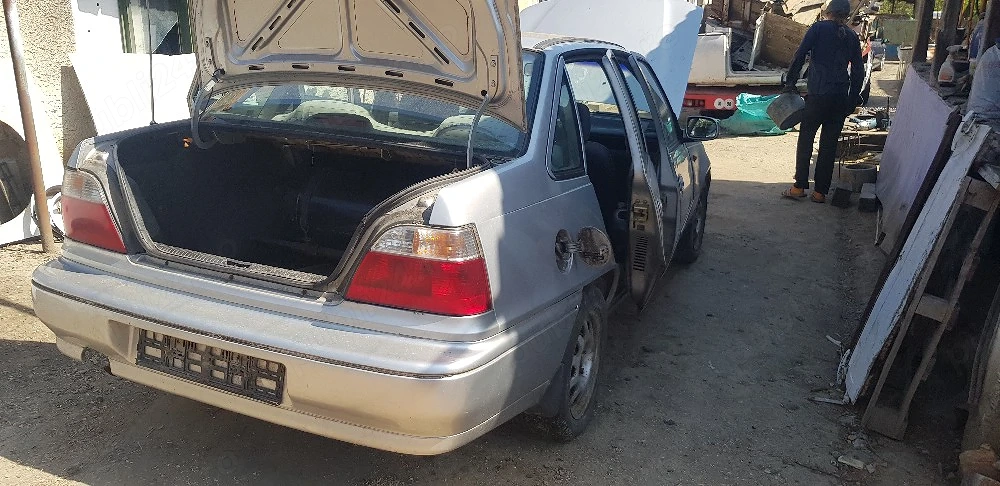 dezmembrez daewoo cielo executiv 