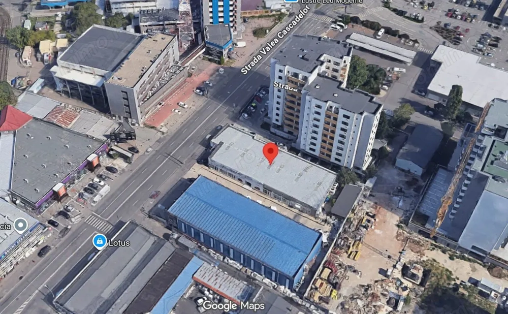 INVESTITIE. Teren cu cladire tip hala/spatiu comercial 971 mp, în Militari