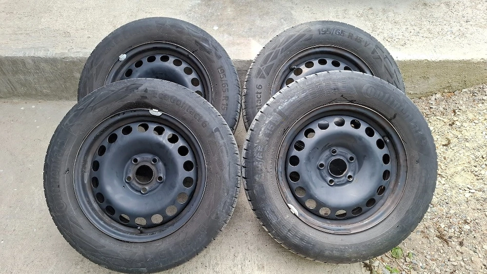 Set Roti Astra k 2018, 15 inch, 195/65/15