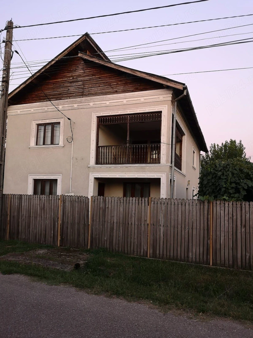 Casă de vanzare