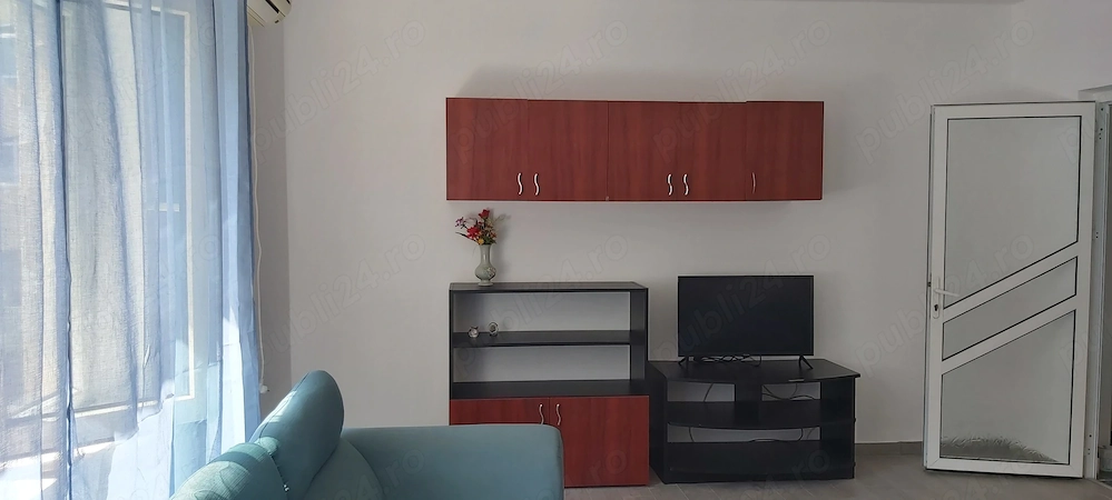 Vand apartament cu 3 camere