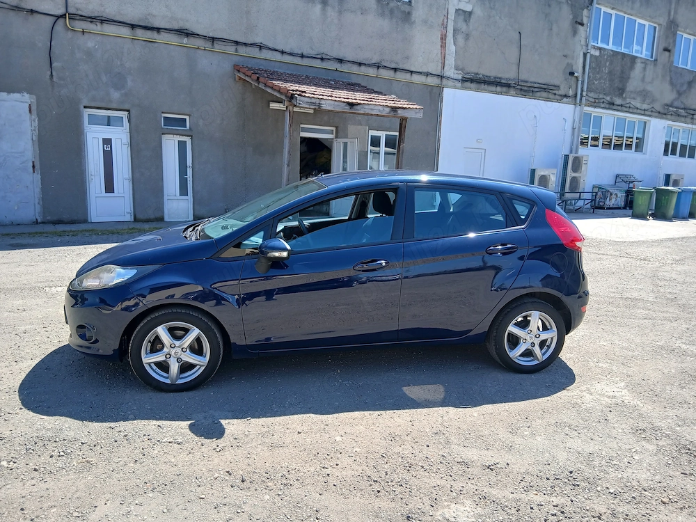 Ford fiesta an 2010 benzina 1.3 klima distribuție lanț euro 5