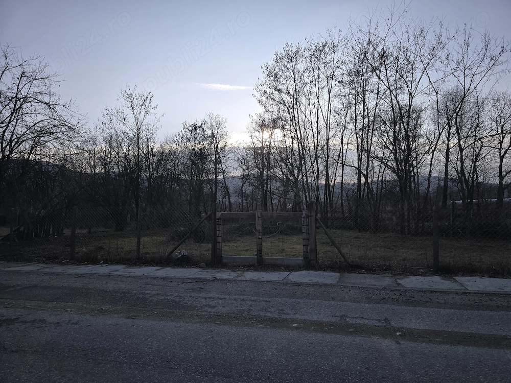 Vand teren Bunesti Valcea