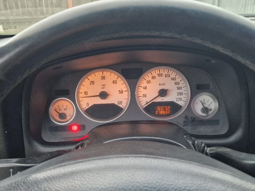 vand sau schimb Opel astra G bertone