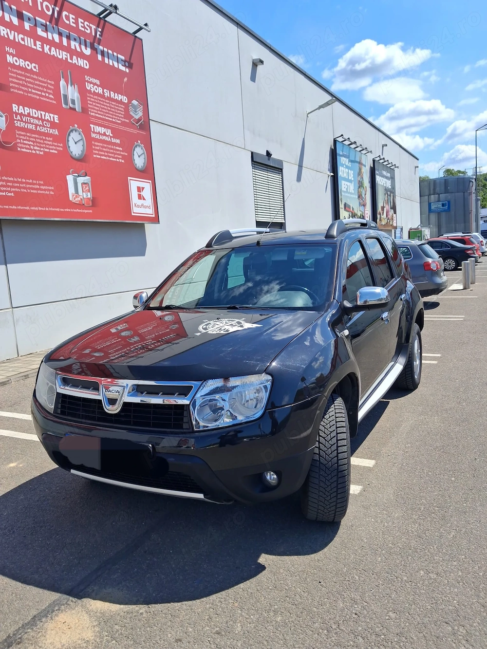 Vând Dacia Duster,An 2012,1600 cm3 benzină + gpl din fabrică