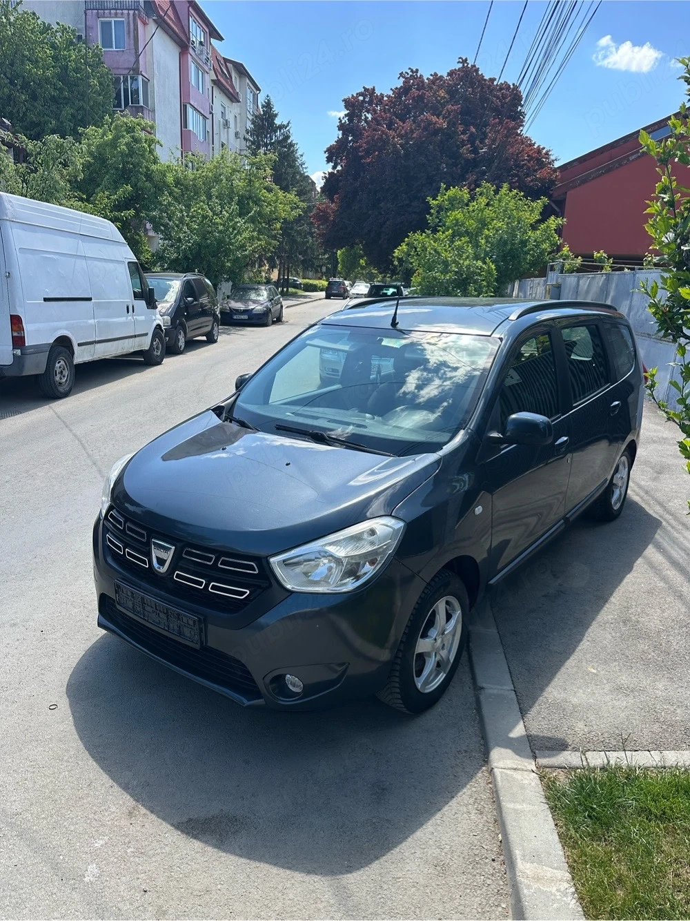 dacia lodgy laureat pret 4450 euro 