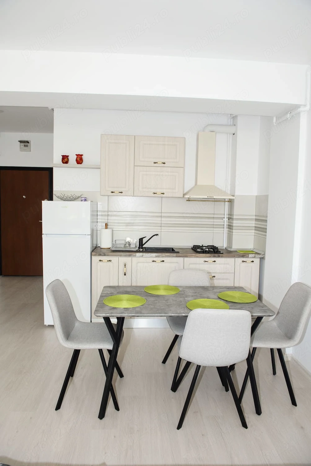 Studio in Mamaia Nord spre inchiriere pentru tot sezonul estival