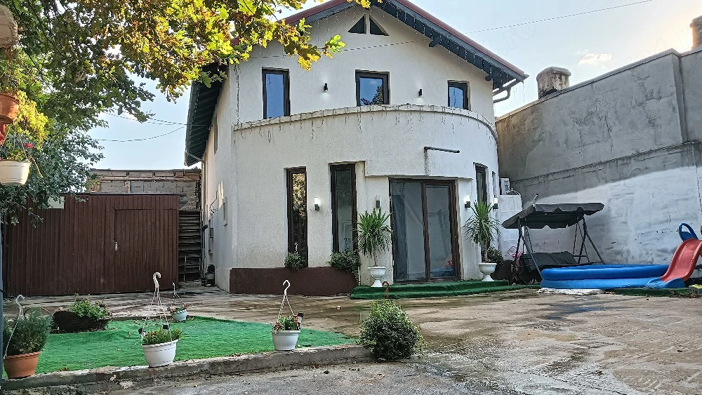 vila sector 5    300mp 