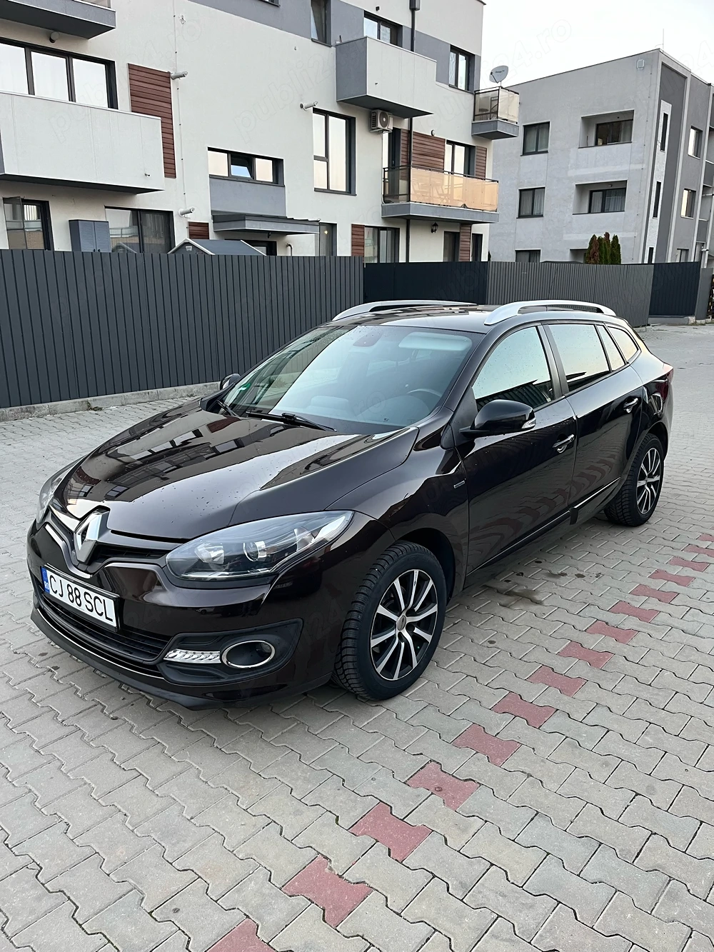 Inchiriez pentru BOLT UBER, Renault Megane 1.5 diesel, AUTOMATA
