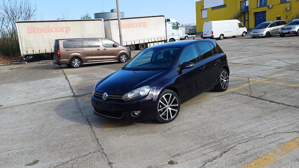 Vw golf 1.4 tsi 122 cai ,6 trepte. euro5,clima,multimedia color,alcantara 187.000 km Import Germania