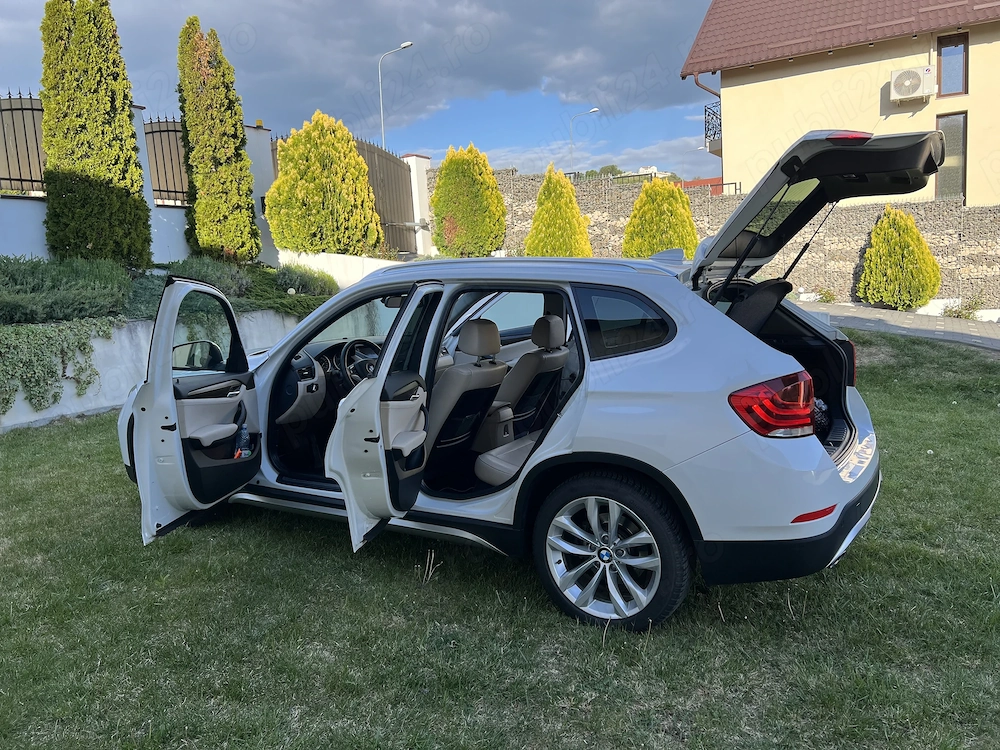 BMW X1,Extrem de ingrijit, X-drive, X-line, Panoramic, 218CP, ECO PRO