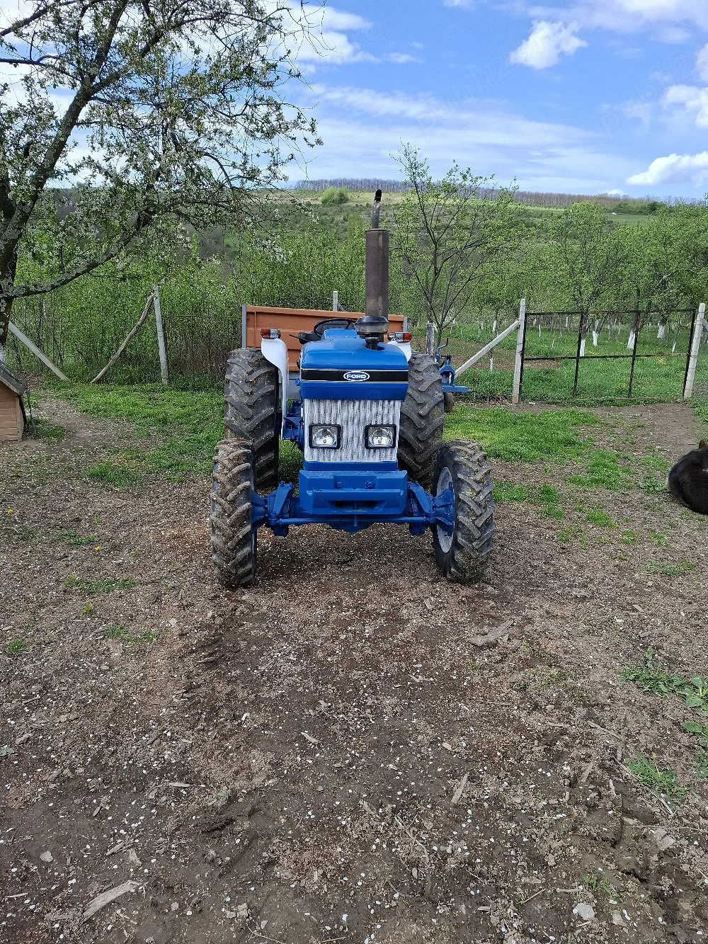 tractor  ford