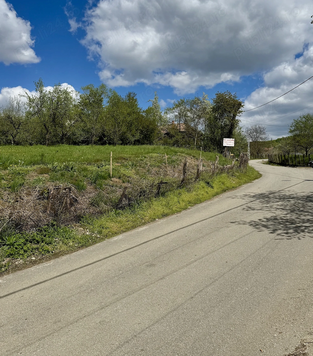 Oportunitate ! Teren Intravilan 3.000 mp DN 72 A, Târgoviște-Câmpulung