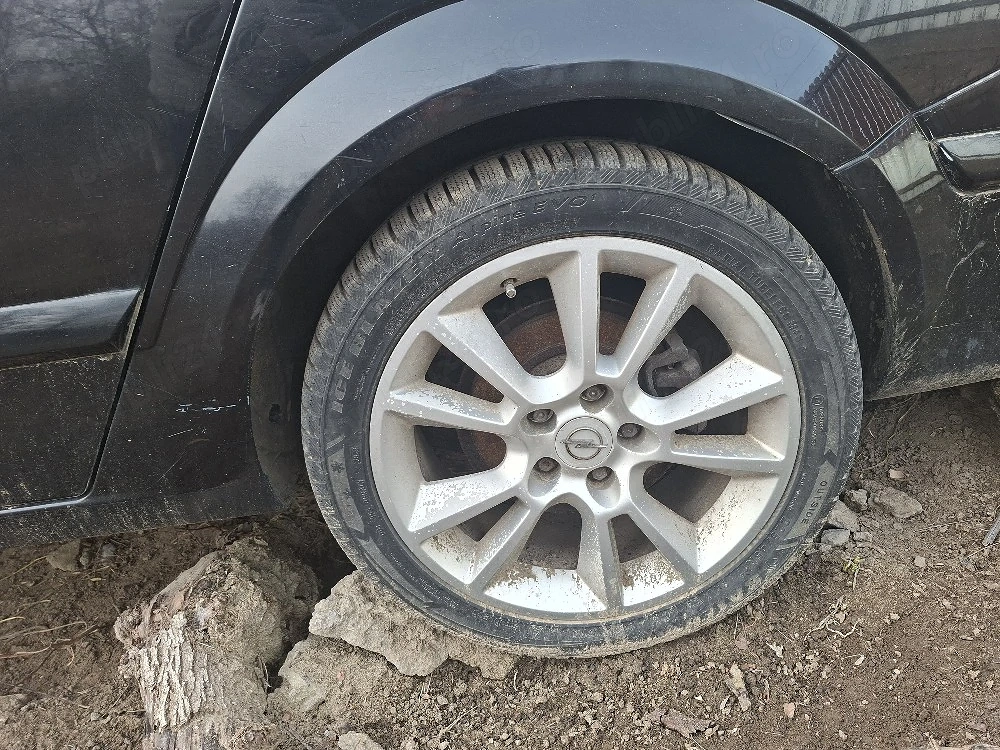 Dezembrez Opel astra H