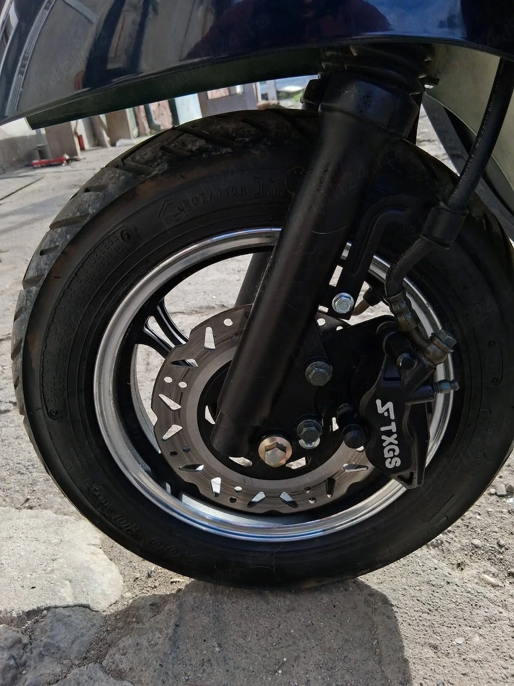 Moto scuter electric ..700 euro ușor negociabil