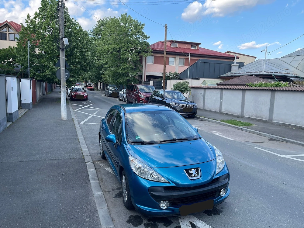 Peugeot 207 automat robotizat cu padele la volan