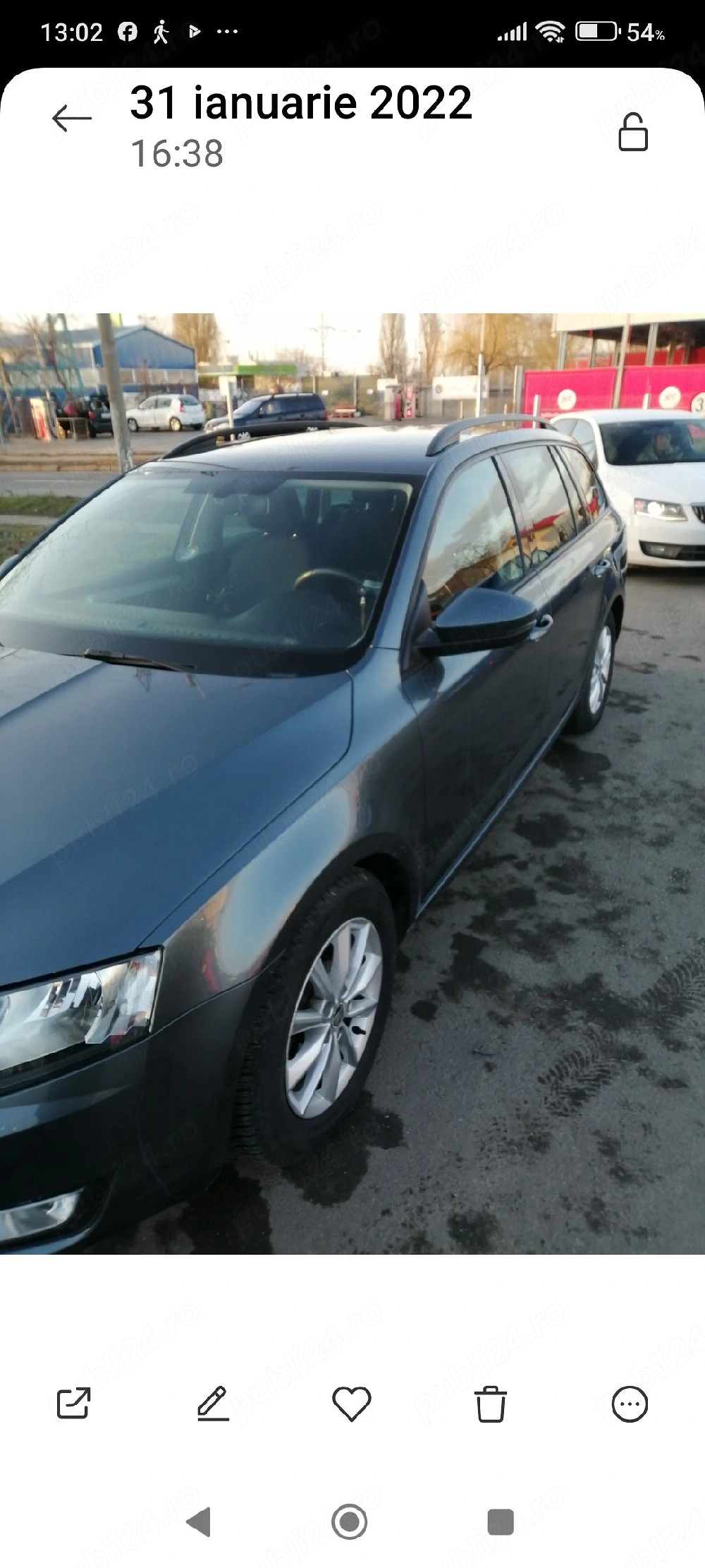 Persoana fizică vând auto Skoda Octavia combi 3