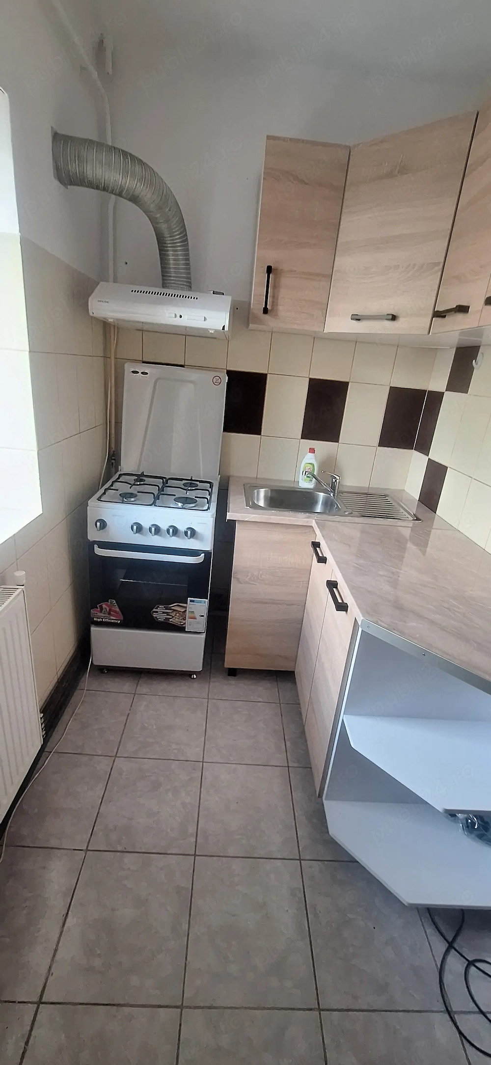 Proprietar, apart 1 cam, galata, 33m