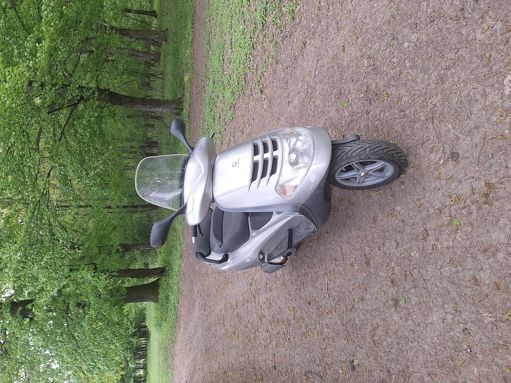 Vând piagio hexagon GTX 125 CC 4T