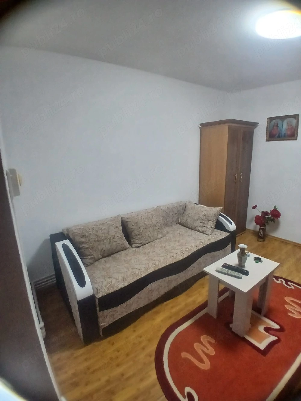 garsoniera de închiriat  sau de vanzare