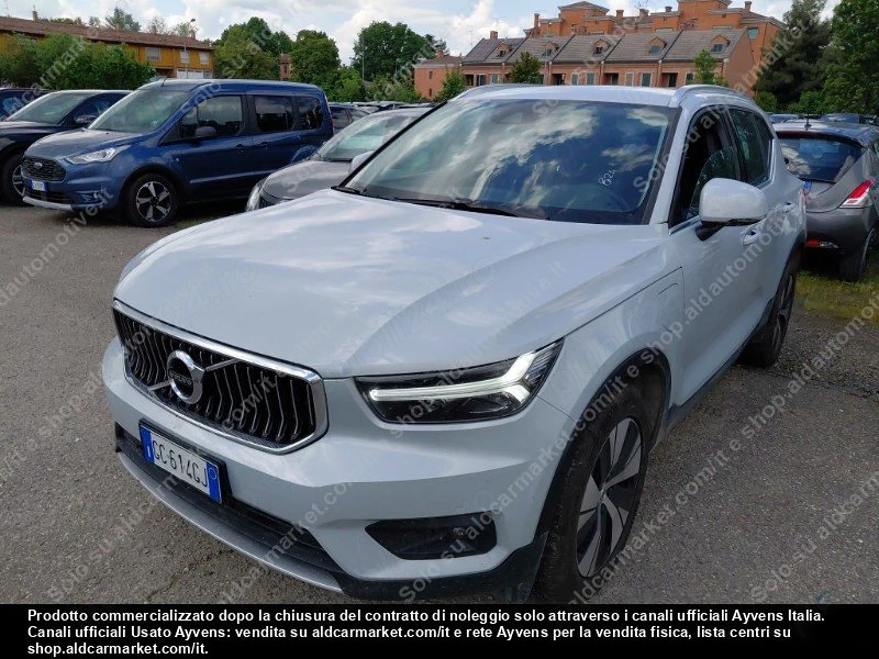 Volvo XC40 T5 Plug-in Hybrid 262cp echipare INSCRIPTION Expression 