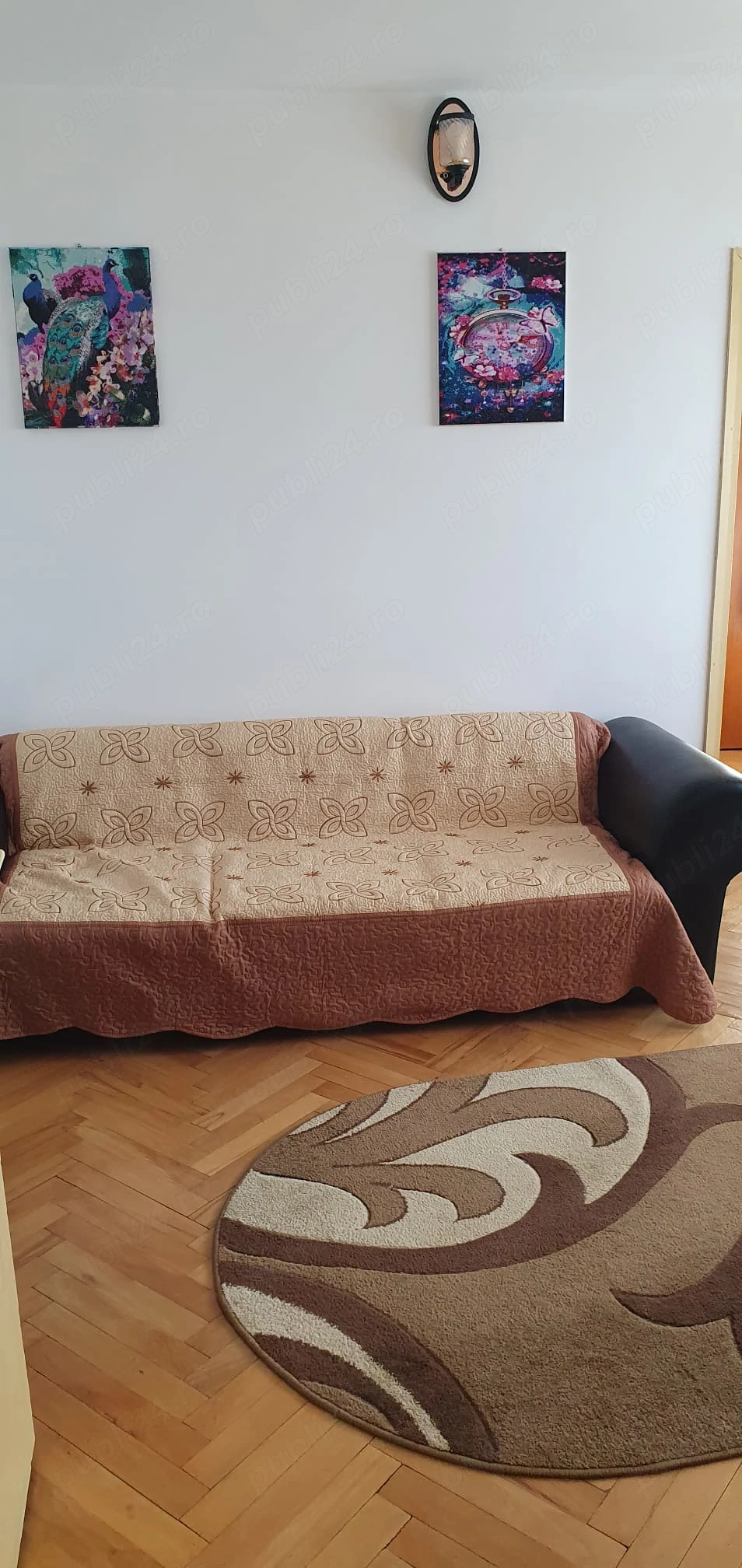 Închiriez apartament regim hotelier