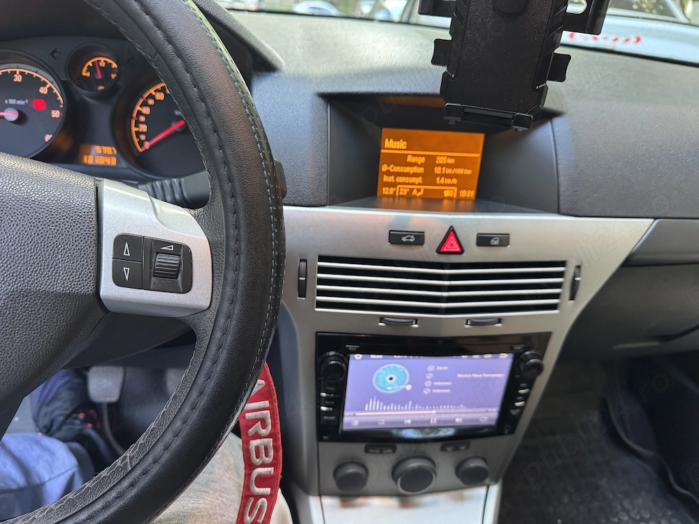Opel Astra H model 2011