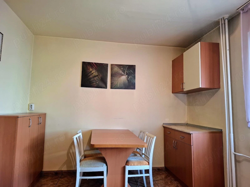 Apartament cu 3 camere în zona Take Ionescu Medicina