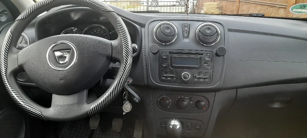 Vând Dacia Sandero 
