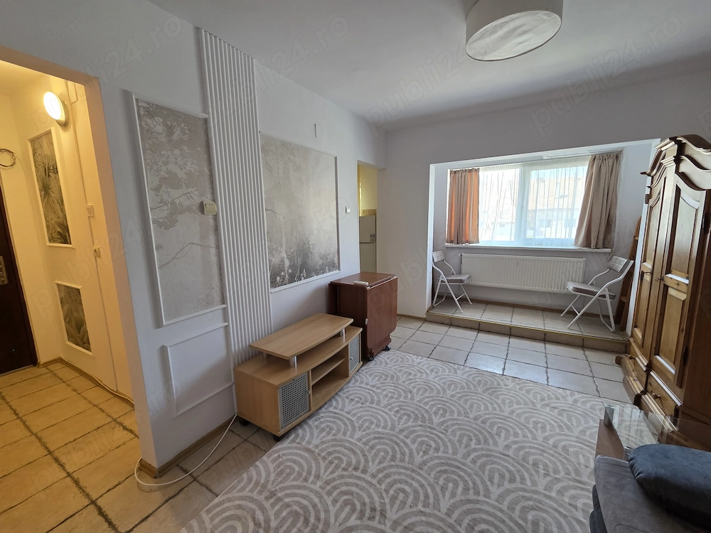Proprietar, inchiriez apartament cu o camera in zona Printul Turcesc