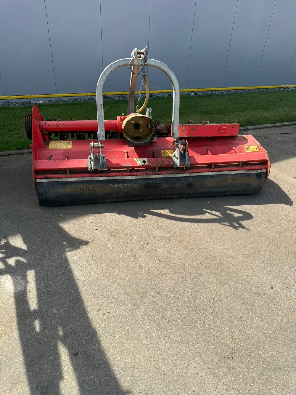 utilaje agicole,tocătoareFrontala,remorca, met,