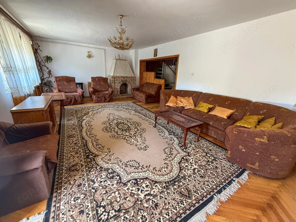 Vila cu 6 dormitoare in Breaza, lot teren 1289 mp