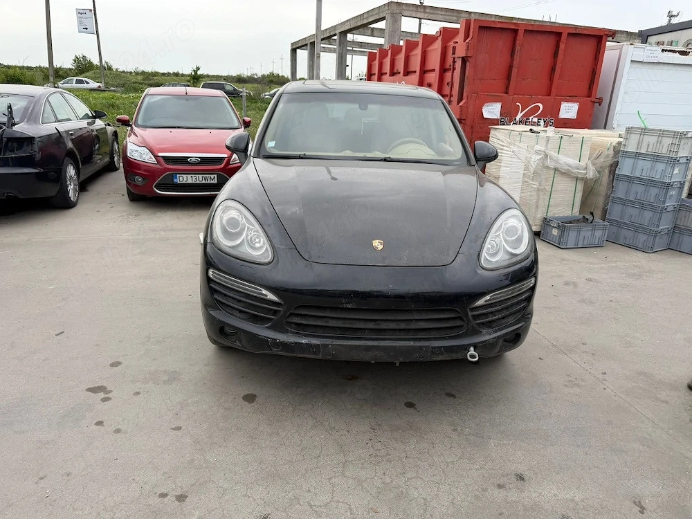 Dezmembram Porsche Cayenne 92A 3.0 d 180 kw / 245 cp An 2012 Cod motor CRC