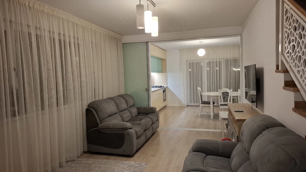 Casa  Vila duplex de vânzare 