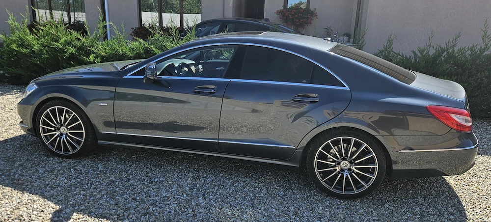 Vând Mercedes Benz CLS 250 CDI