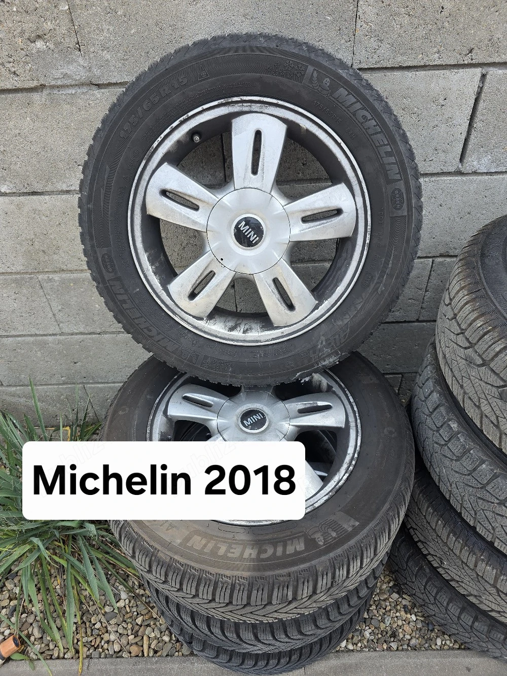 Set 4 jante aliaj 4x100 echipate cu anvelope MS 175/65/15 MINI 