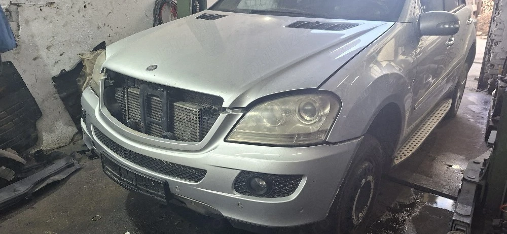Bara, capota, tragher, faruri, radiatoare, Față complet pentru ML w164, ML280/320cdi