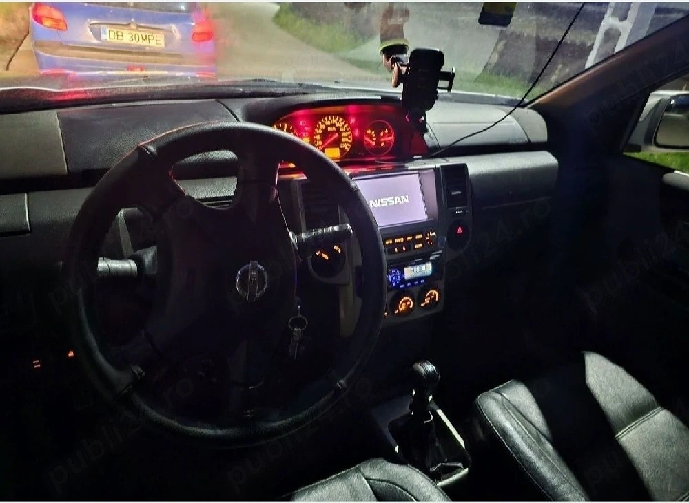 VAND/DEZMEMBREZ Nissan X-TRAIL T30 2.2 DCi, piese SH, injectoare, motor, cutie, interior, uși, etc.