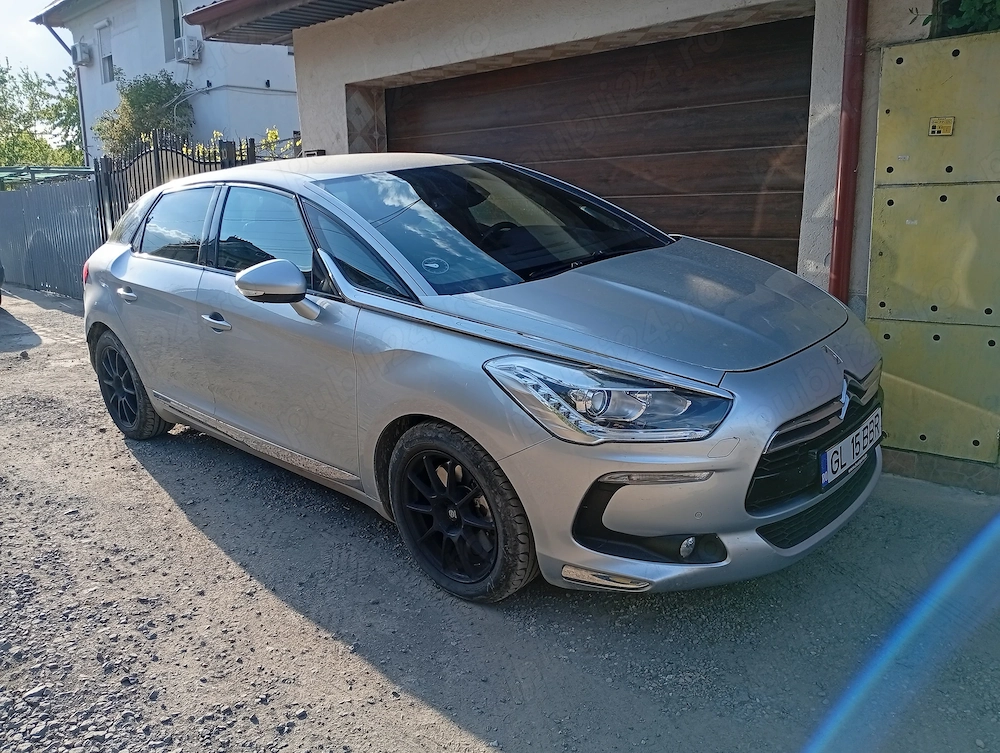  Citroen DS5
