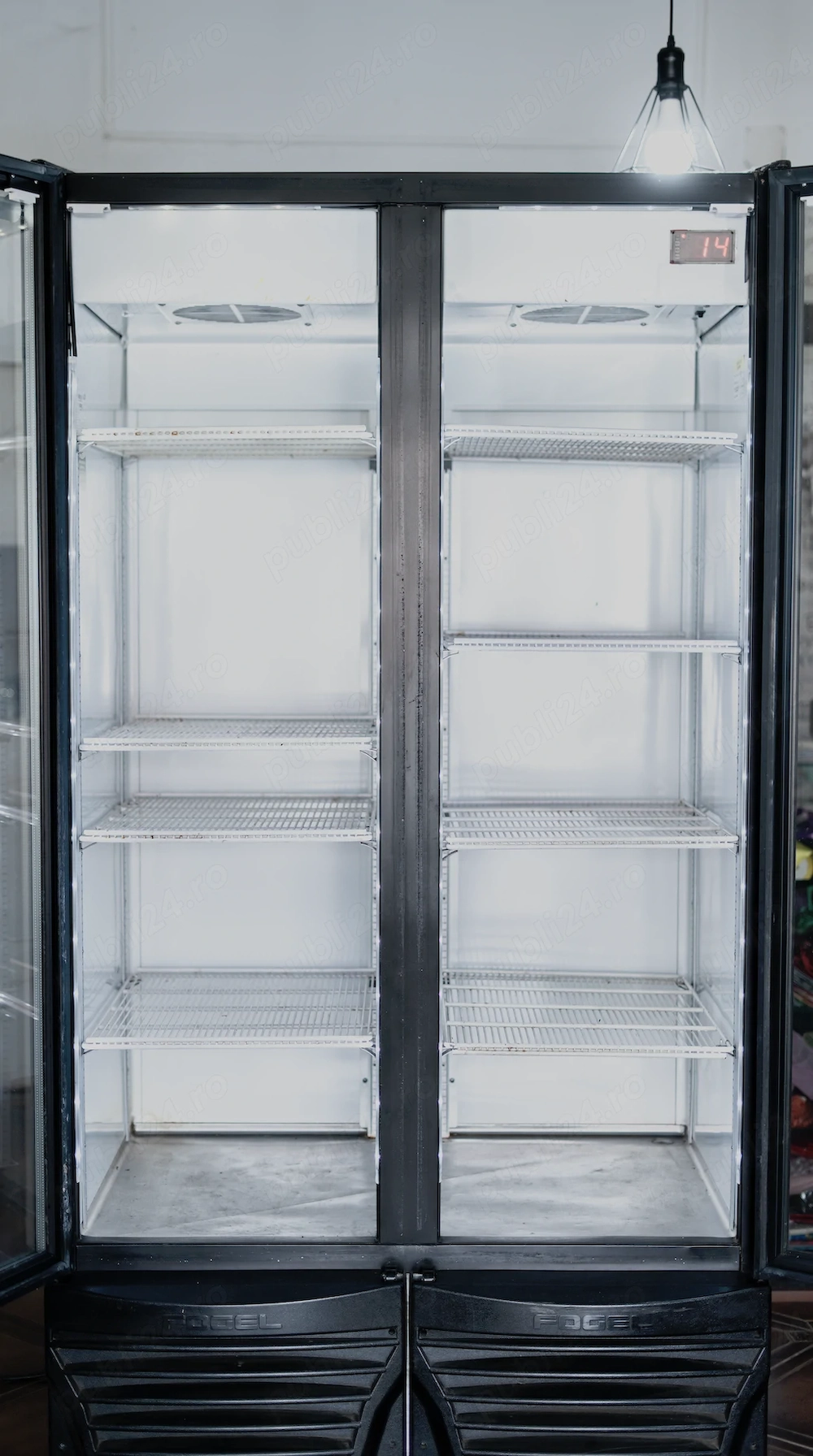 Vand vitrina frigorifică Fogel Dubla dimensiune 110x75x210cm