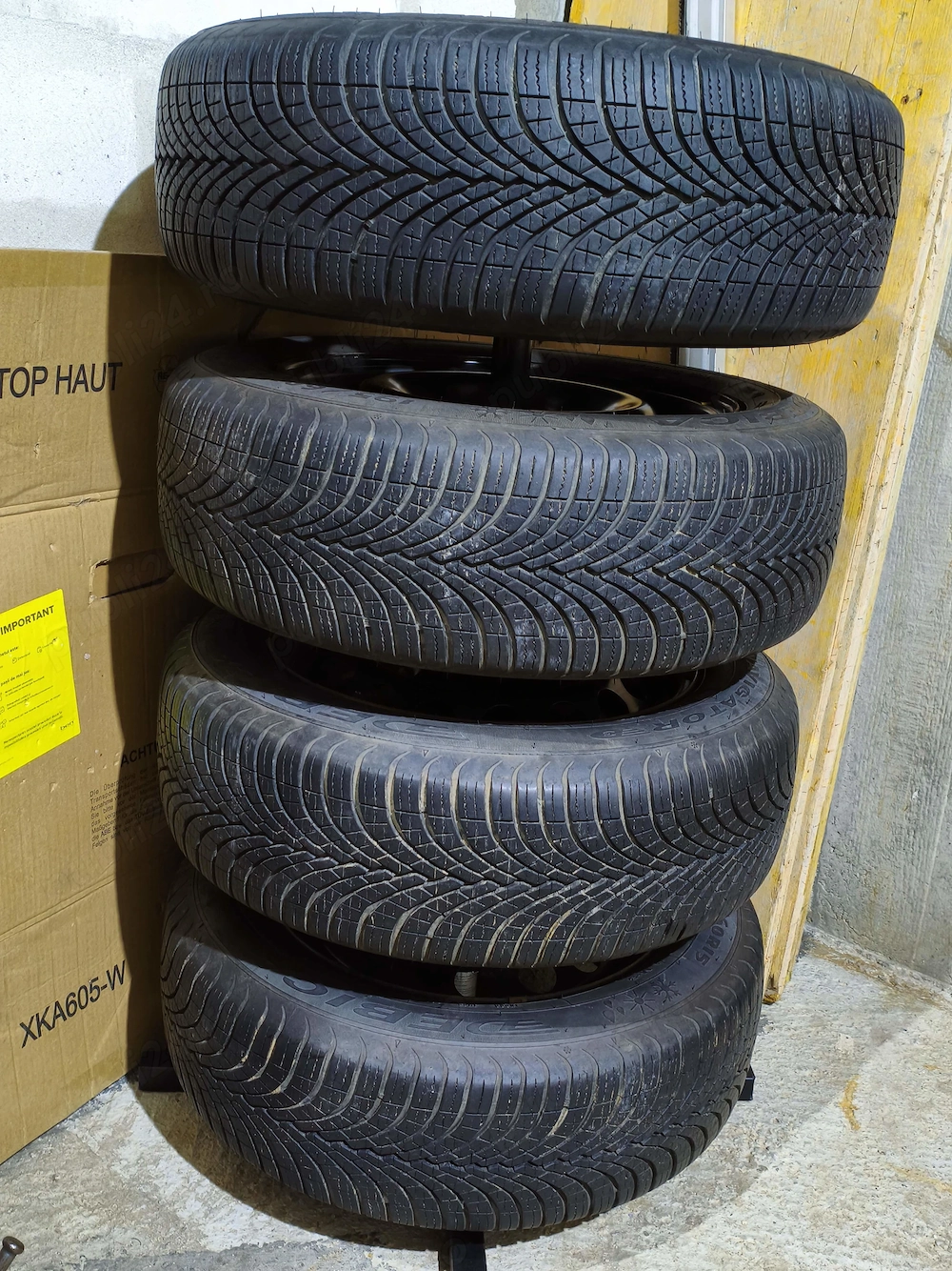 SET 4 anvelope 195/60R15 88H Debica Navigator 3 M+S (DOT 5023)
