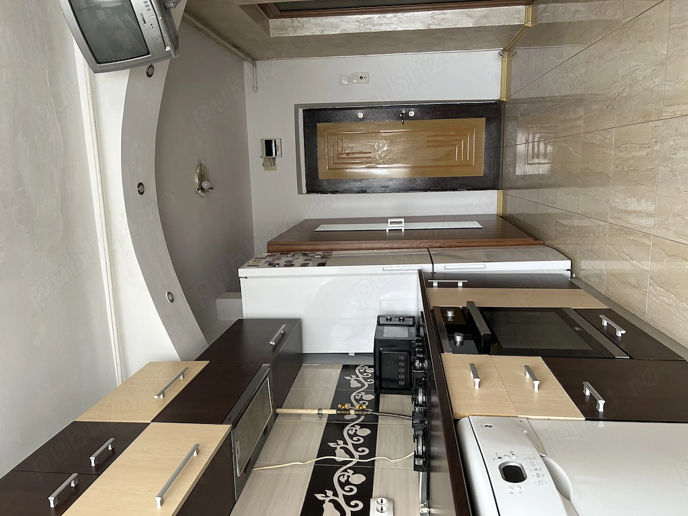 Închiriez ap. 2 camere Trivale, Pitesti