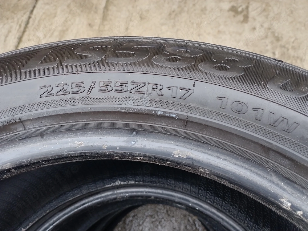 Anvelope vară 225 55 R17