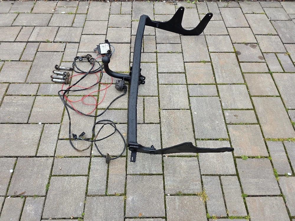  jante Duster 215 65 16,cârlig Duster 2010-2017 Dokker 